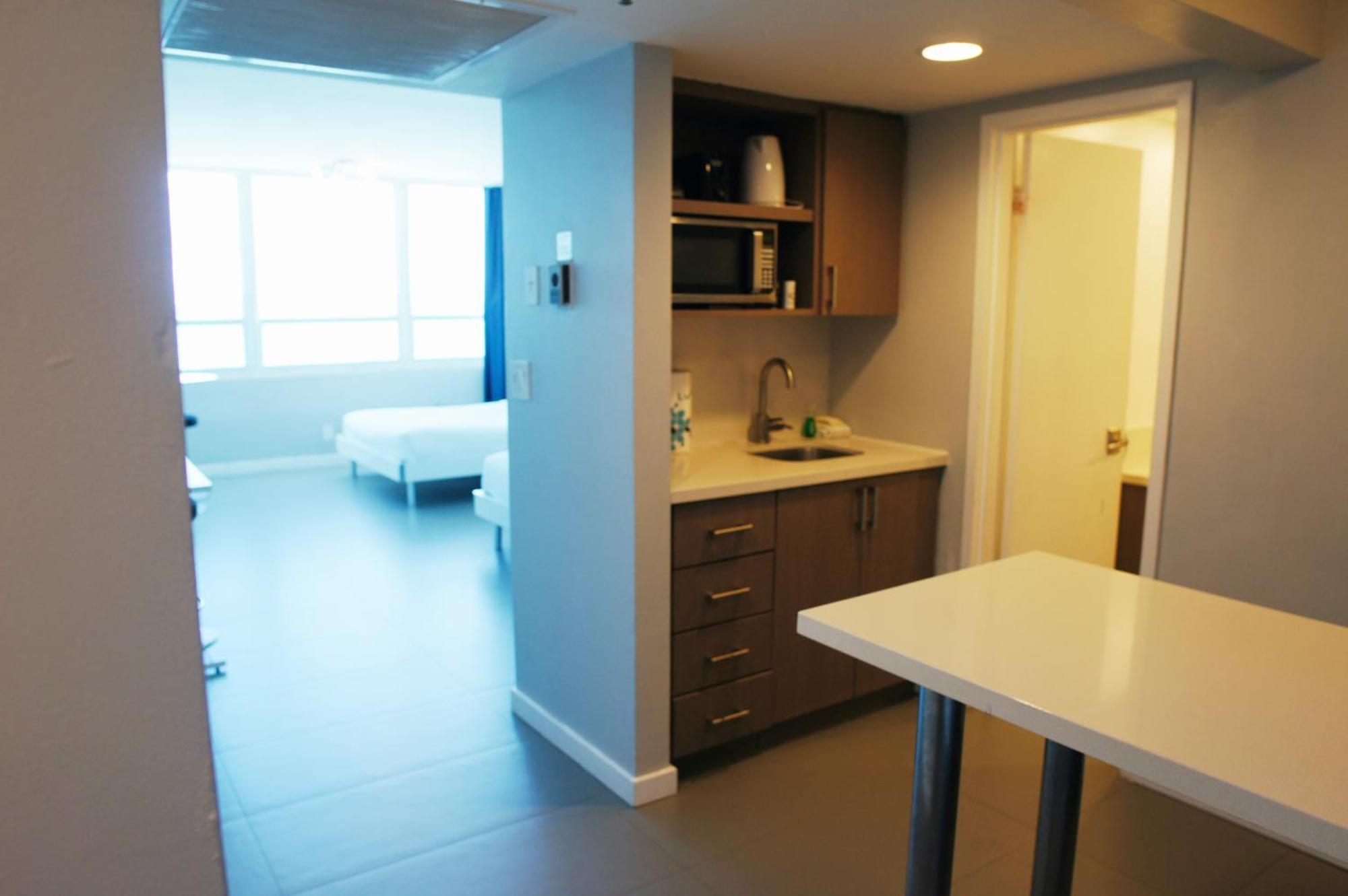 Castle 835 Oceanview Studio On Beach With Pool, Gym, Bars, And Free Parking Miami Beach Eksteriør billede