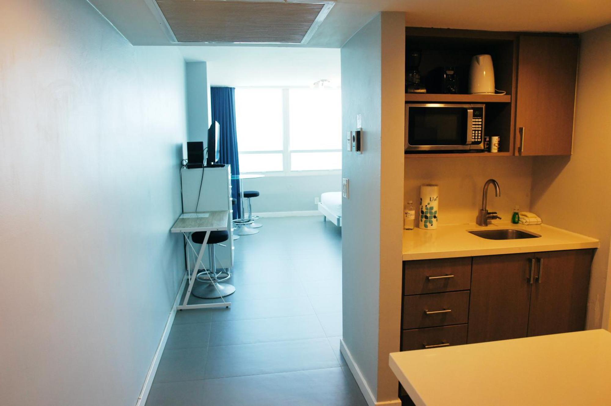 Castle 835 Oceanview Studio On Beach With Pool, Gym, Bars, And Free Parking Miami Beach Eksteriør billede